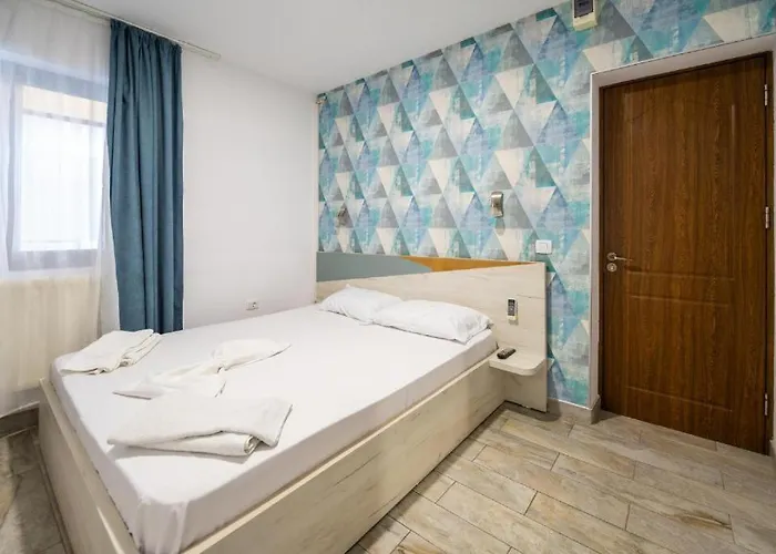 Du Mio בית הארחה אפורי נורד